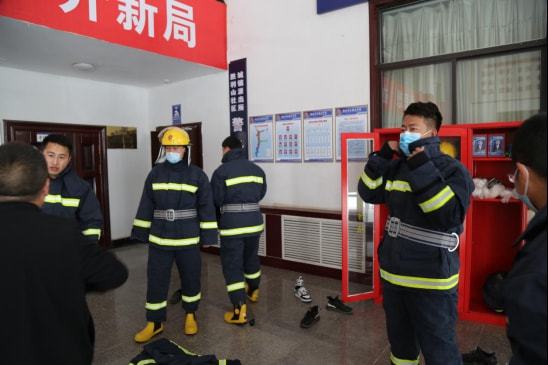 吴起县城市社区服务中心开展微型消防站队员技能培训